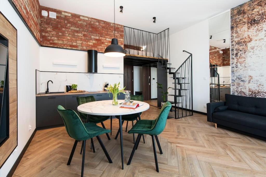 Ukiel Park 1 By Rent4you Apartmán